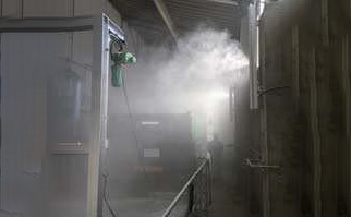汚泥受入室内/消臭スプレー噴霧イメージ