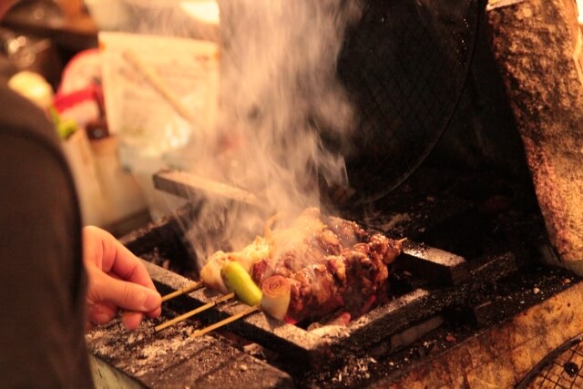 焼き鳥の調理臭